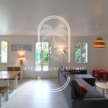 Duplex Au Coeur Du Port D'Hyeres- Plages Parking By Hc Luaran gambar